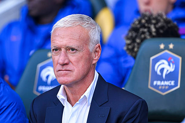 Lối chơi thực dụng của Didier Deschamps Lối chơi thực dụng của Dider Deschamps vấp phải những ý kiến trái chiều.