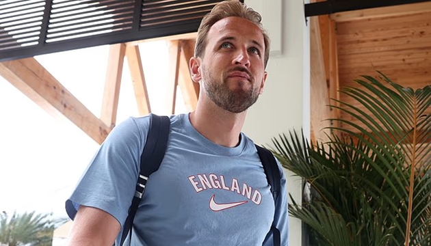 Harry Kane và các đồng đội chính thức đặt chân tới Florida. Harry Kane và các đồng đội chính thức đặt chân tới Florida.