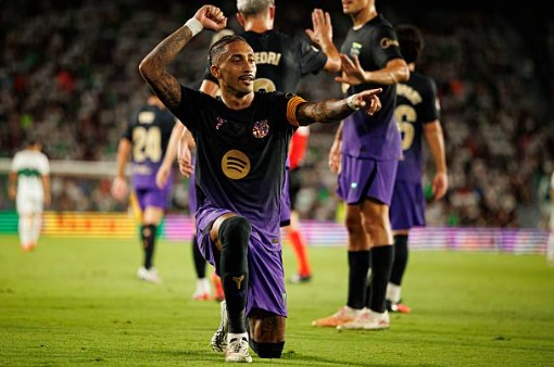 Barca hướng đến chiến thắng thứ hai liên tiếp Barca thi đấu hủy diệt