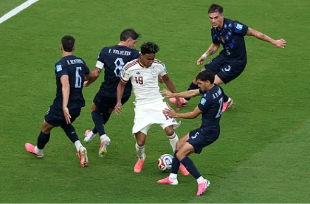 Uruguay rời giải với không một chiến thắng nào Uruguay rời giải với không một chiến thắng nào
