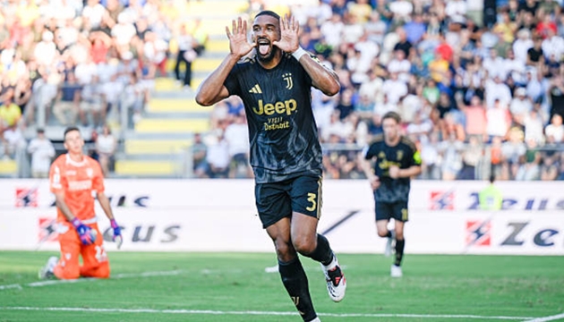 Bremer ghi bàn thắng duy nhất cho Juventus Bremer ghi bàn thắng quyết định trong trận Juventus vs Frosinone