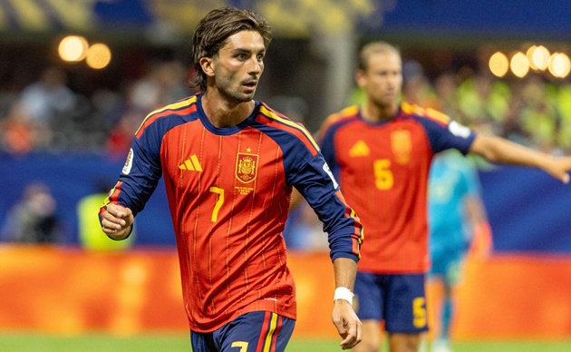 Torres đến PSG với tư cách nhà vô địch thế giới.