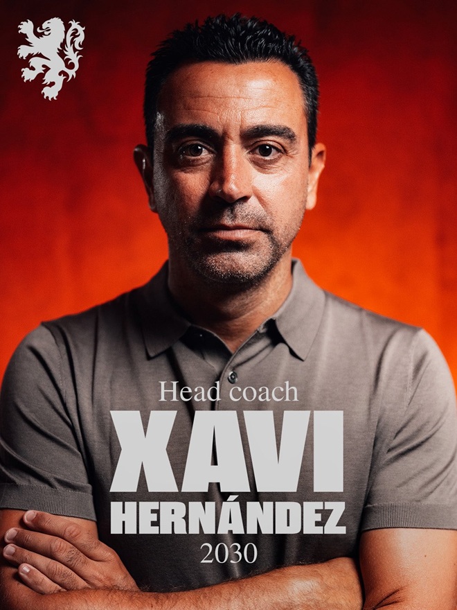 Xavi đã trở thành HLV của Hà Lan