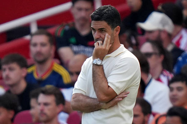 Cách Arsenal khắc phục lỗ hổng hàng phòng ngự trước mùa giải mới