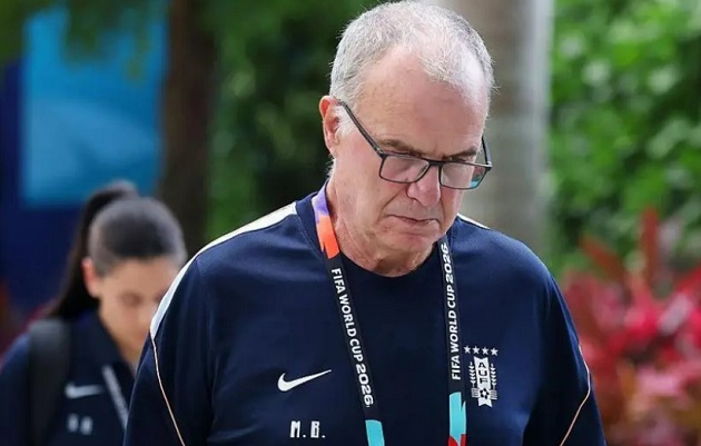 Các cầu thủ Uruguay không hài lòng với HLV Bielsa